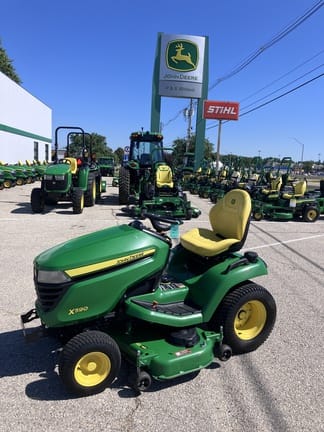 2022 John Deere X590 Equipment Image0