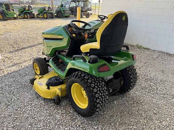 Image of John Deere X590 equipment image 1