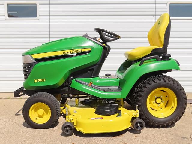 Image of John Deere X590 equipment image 1