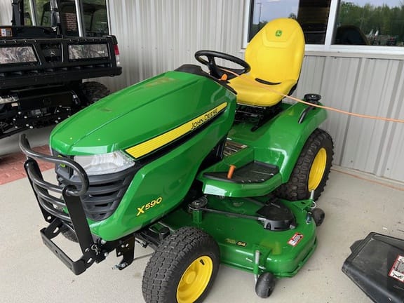 Main image John Deere X590