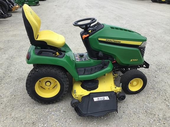 Image of John Deere X590 equipment image 2