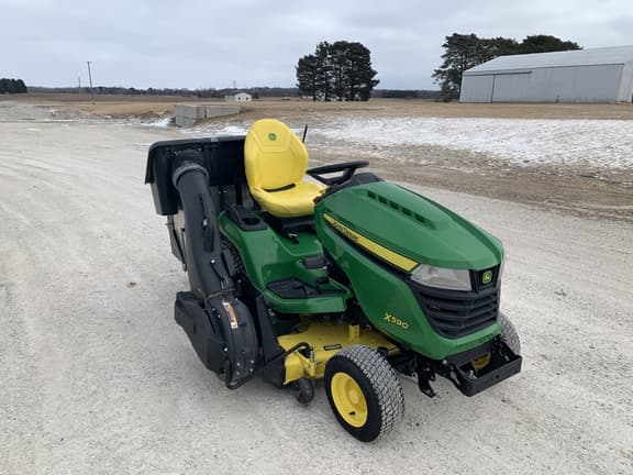 Image of John Deere X590 equipment image 3