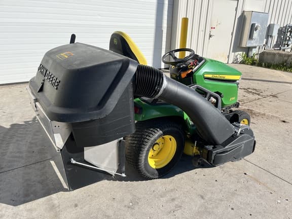 Image of John Deere X590 equipment image 1