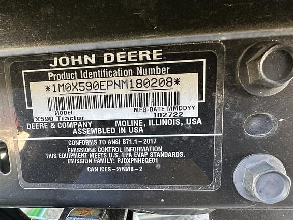 Image of John Deere X590 equipment image 2