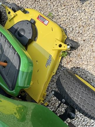 Image of John Deere X590 equipment image 4