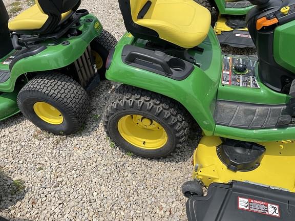 Image of John Deere X590 equipment image 1