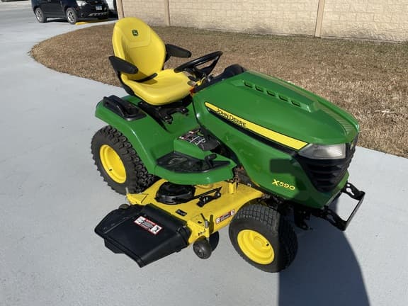 Image of John Deere X590 equipment image 2