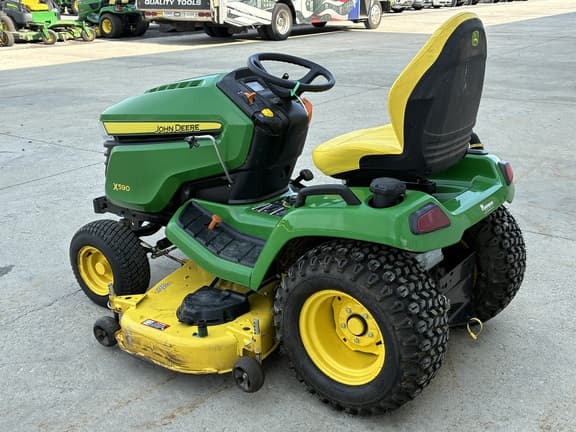 Image of John Deere X590 equipment image 1