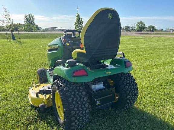 Image of John Deere X590 equipment image 2
