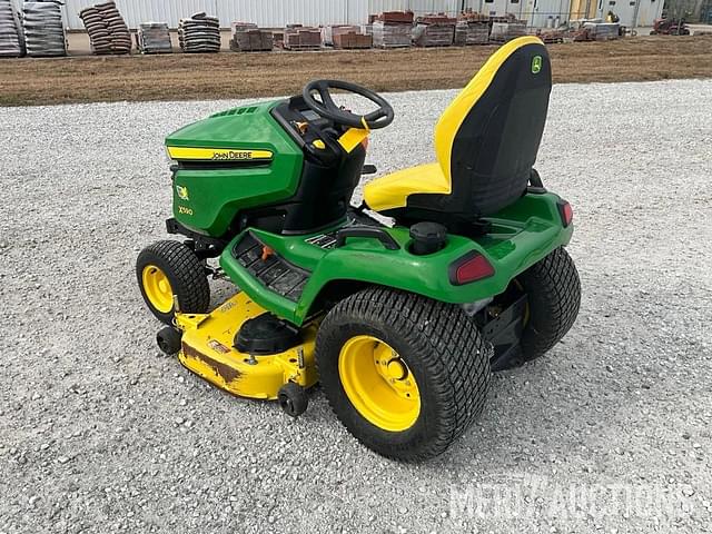 Image of John Deere X590 equipment image 2