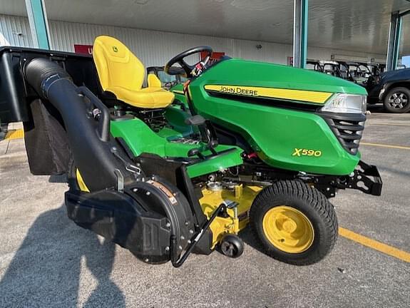 Image of John Deere X590 equipment image 1