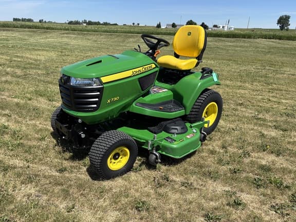Image of John Deere X730 Primary image