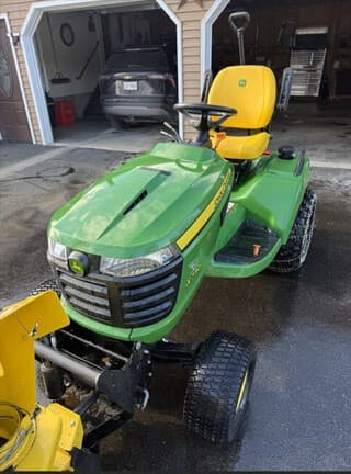 Image of John Deere X730 equipment image 4