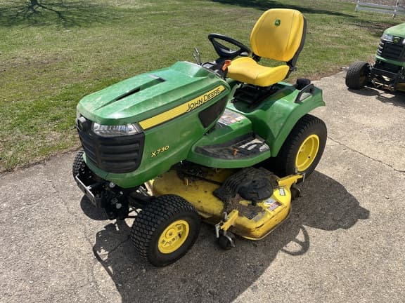 Image of John Deere X730 Primary image