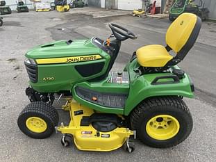 2022 John Deere X730 Equipment Image0