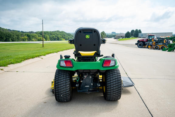 Image of John Deere X730 equipment image 3