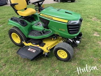 Main image John Deere X730