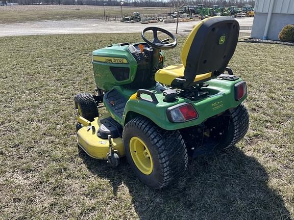 Image of John Deere X730 equipment image 2