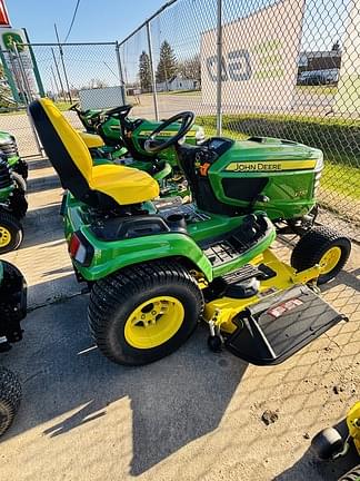 Image of John Deere X730 equipment image 4