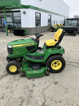 Image of John Deere X730 equipment image 1