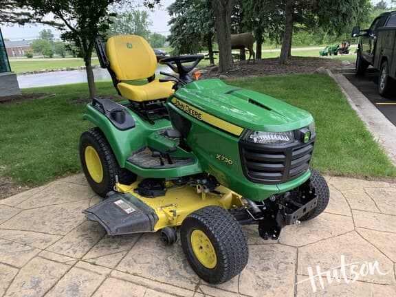 Image of John Deere X730 Primary image