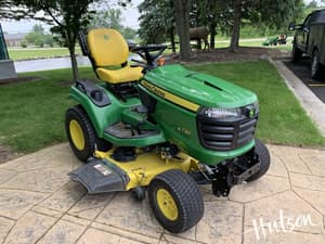 2022 John Deere X730 Image