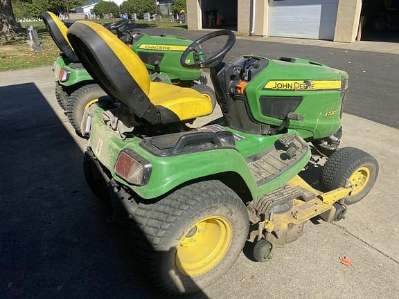 Image of John Deere X730 equipment image 2