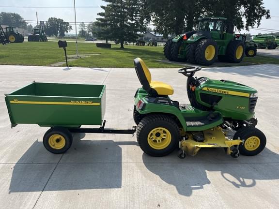 Image of John Deere X730 equipment image 2