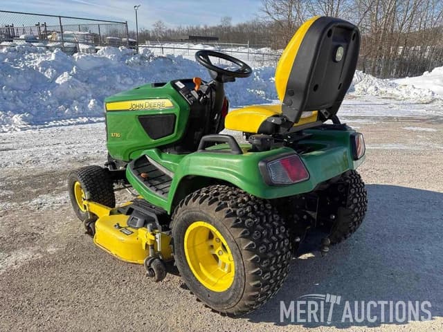Image of John Deere X730 equipment image 2
