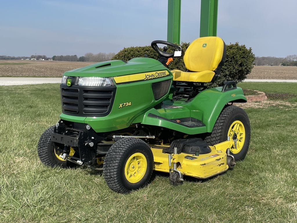 Main image John Deere X734