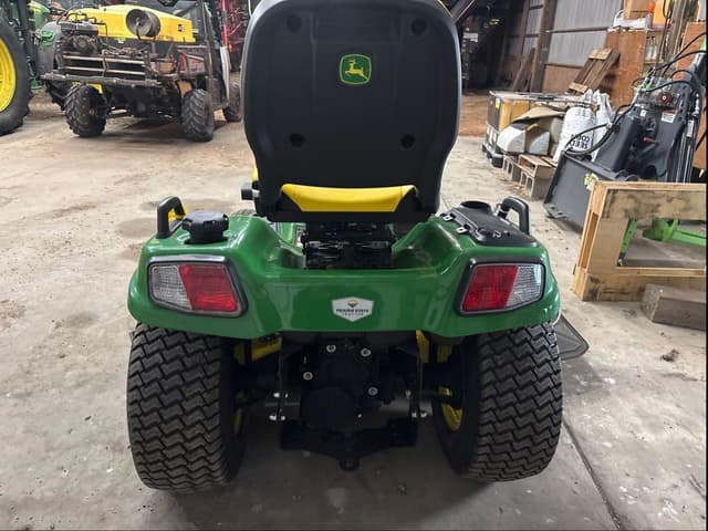 Image of John Deere X734 equipment image 3