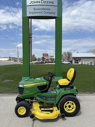 Image of John Deere X734 Primary image