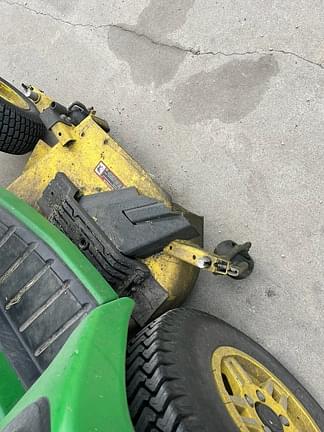 Image of John Deere X734 equipment image 3