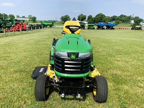 Image of John Deere X734 equipment image 1