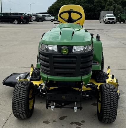 Image of John Deere X734 equipment image 1