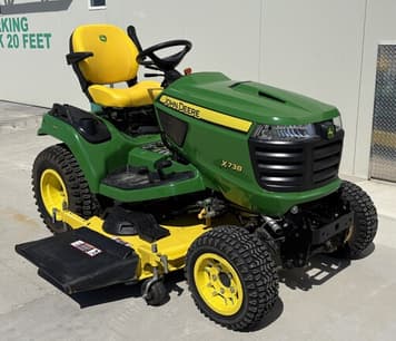Main image John Deere X738
