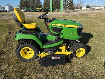 Main image John Deere X738