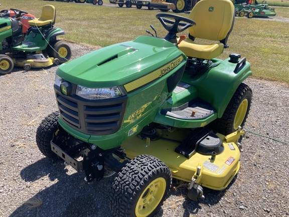 Image of John Deere X738 Primary image
