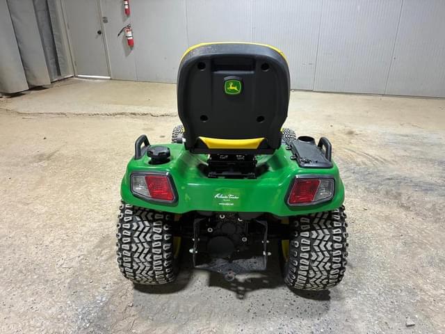 Image of John Deere X738 equipment image 4