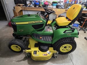 2022 John Deere X739 Image