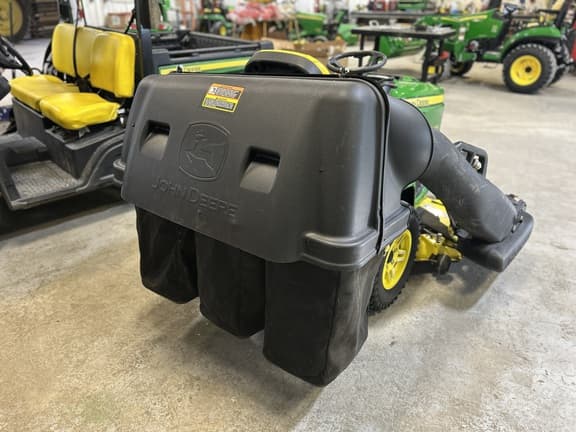 Image of John Deere X739 equipment image 3