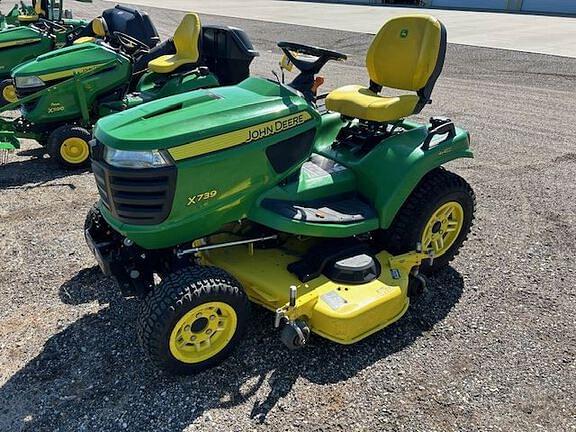 Image of John Deere X739 Primary Image