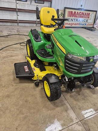 Image of John Deere X739 equipment image 3