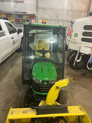 Image of John Deere X739 equipment image 1