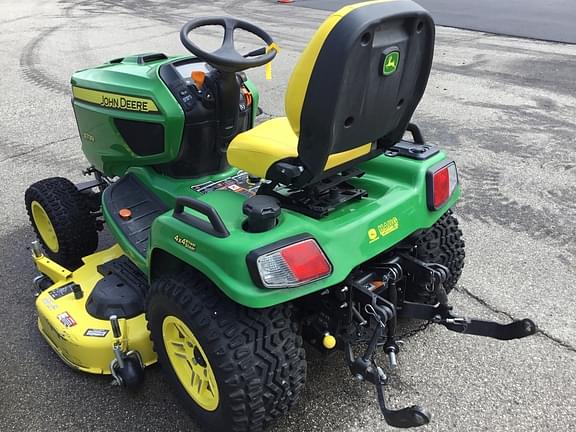 Image of John Deere X739 equipment image 4