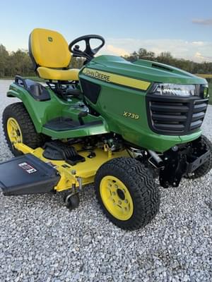 2022 John Deere X739 Image