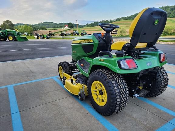 Image of John Deere X739 equipment image 2