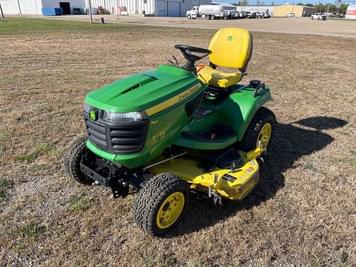 Main image John Deere X739