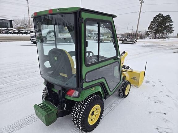 Image of John Deere X739 equipment image 4