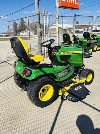 Image of John Deere X750 equipment image 3